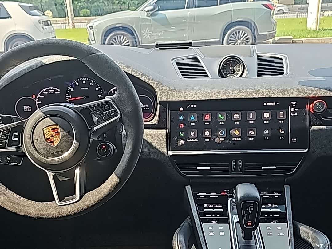Porsche Cayenne, 2022 10