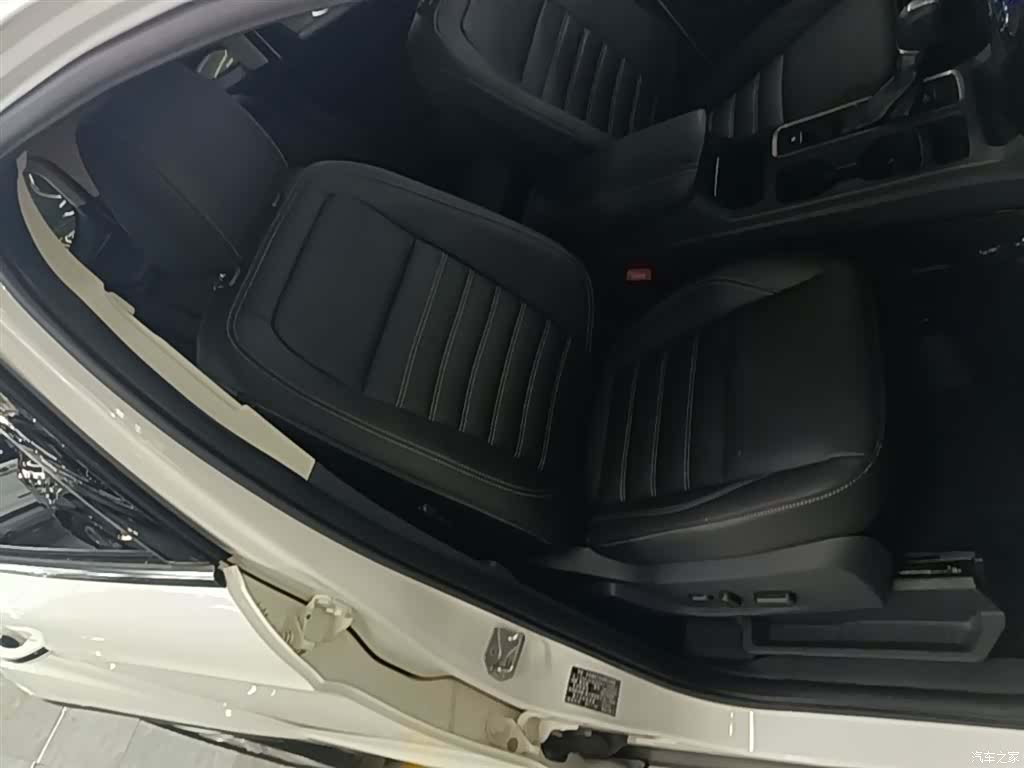 Ford Kuga, 2017 25