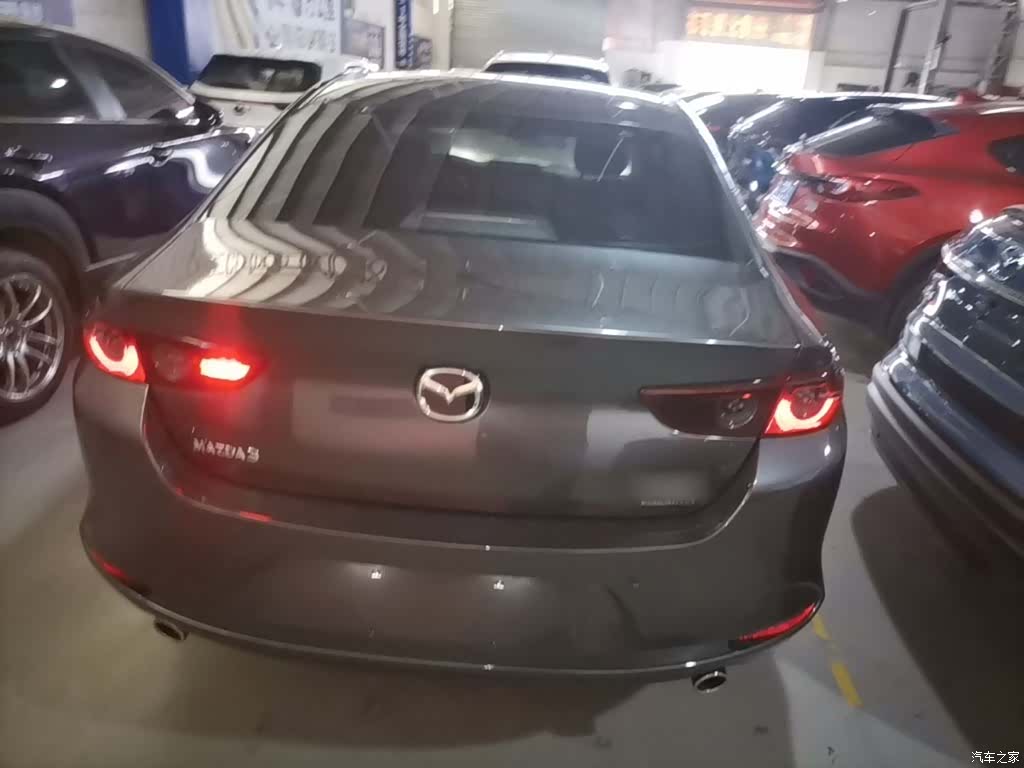 Mazda Mazda3, 2022 6