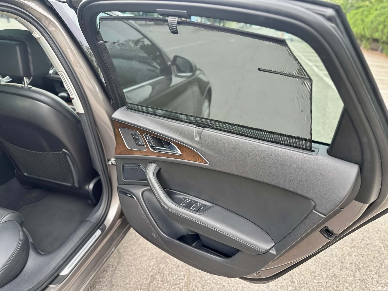 Audi A6L, 2012 39
