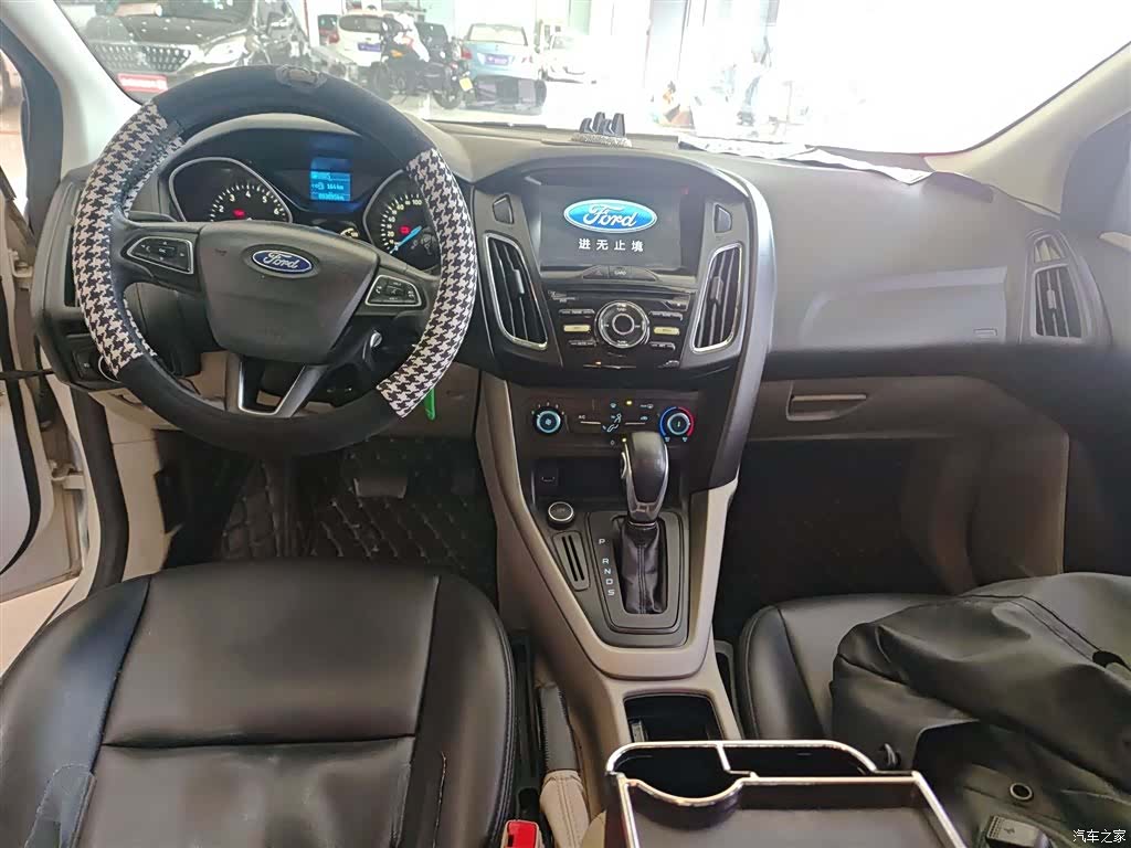 Ford Focus, 2017 10