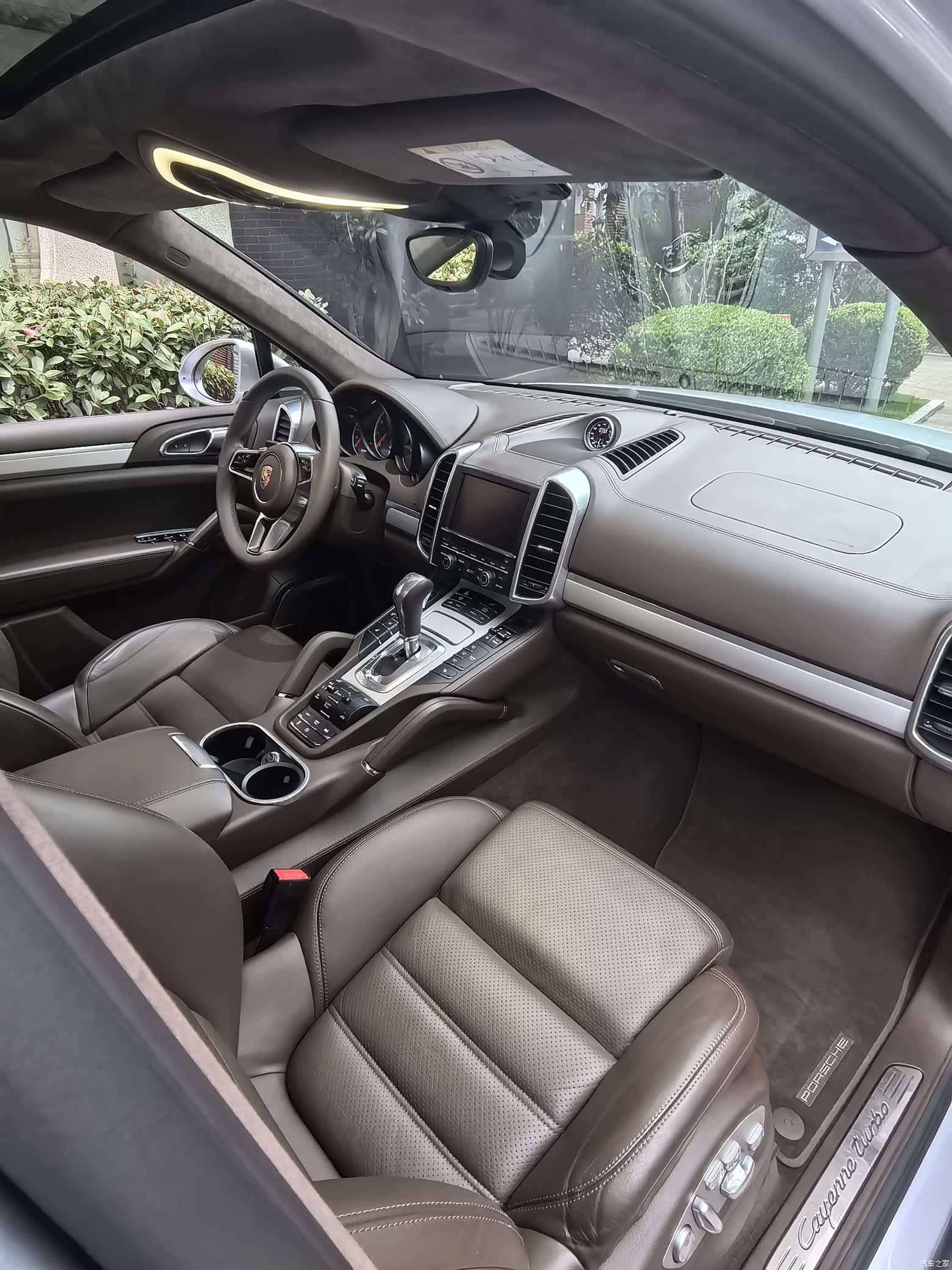 Porsche Cayenne, 2015 7