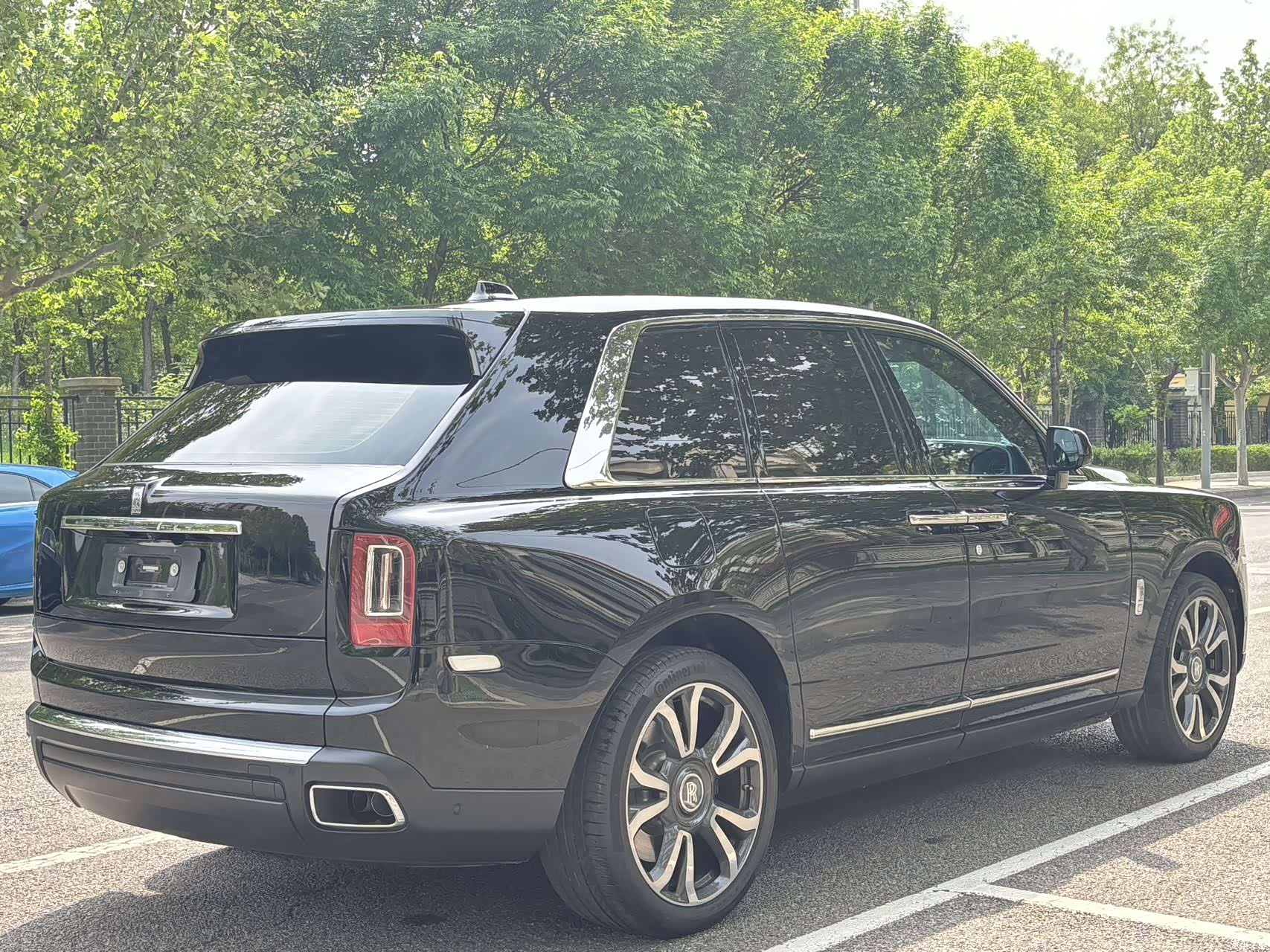 Rolls-Royce Cullinan, 2023 4