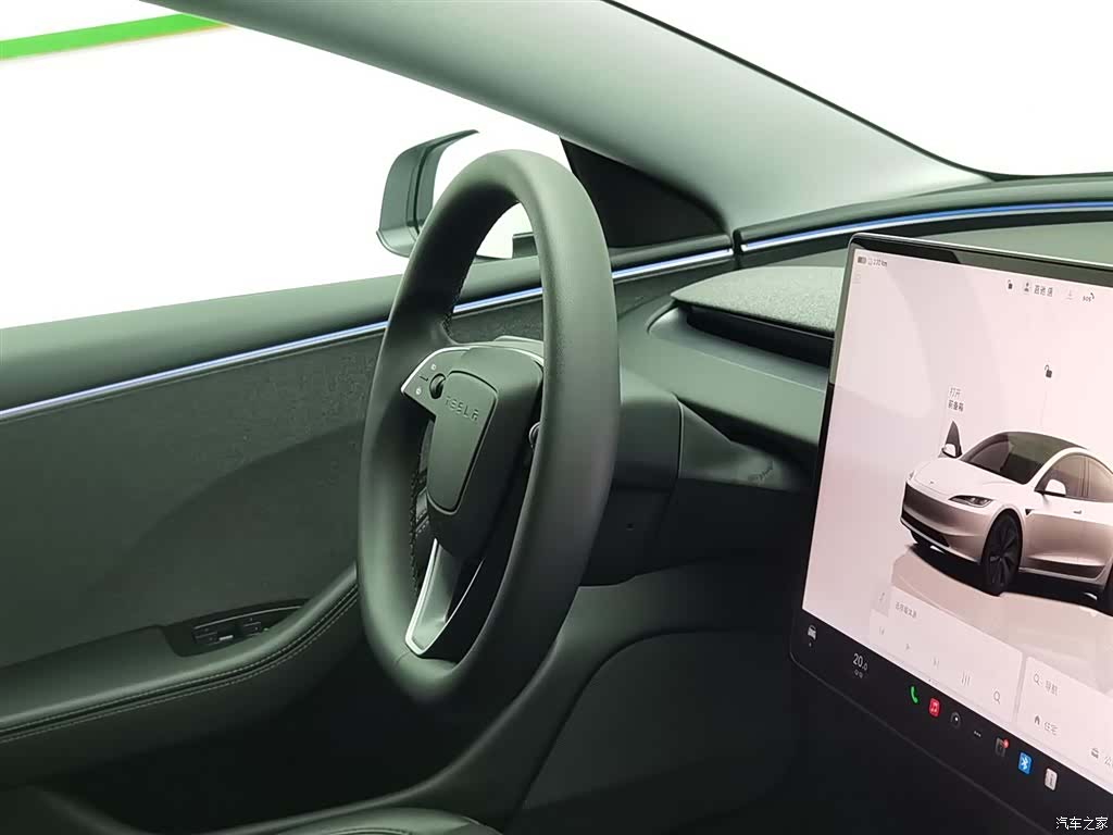 Tesla Model 3, 2025 22