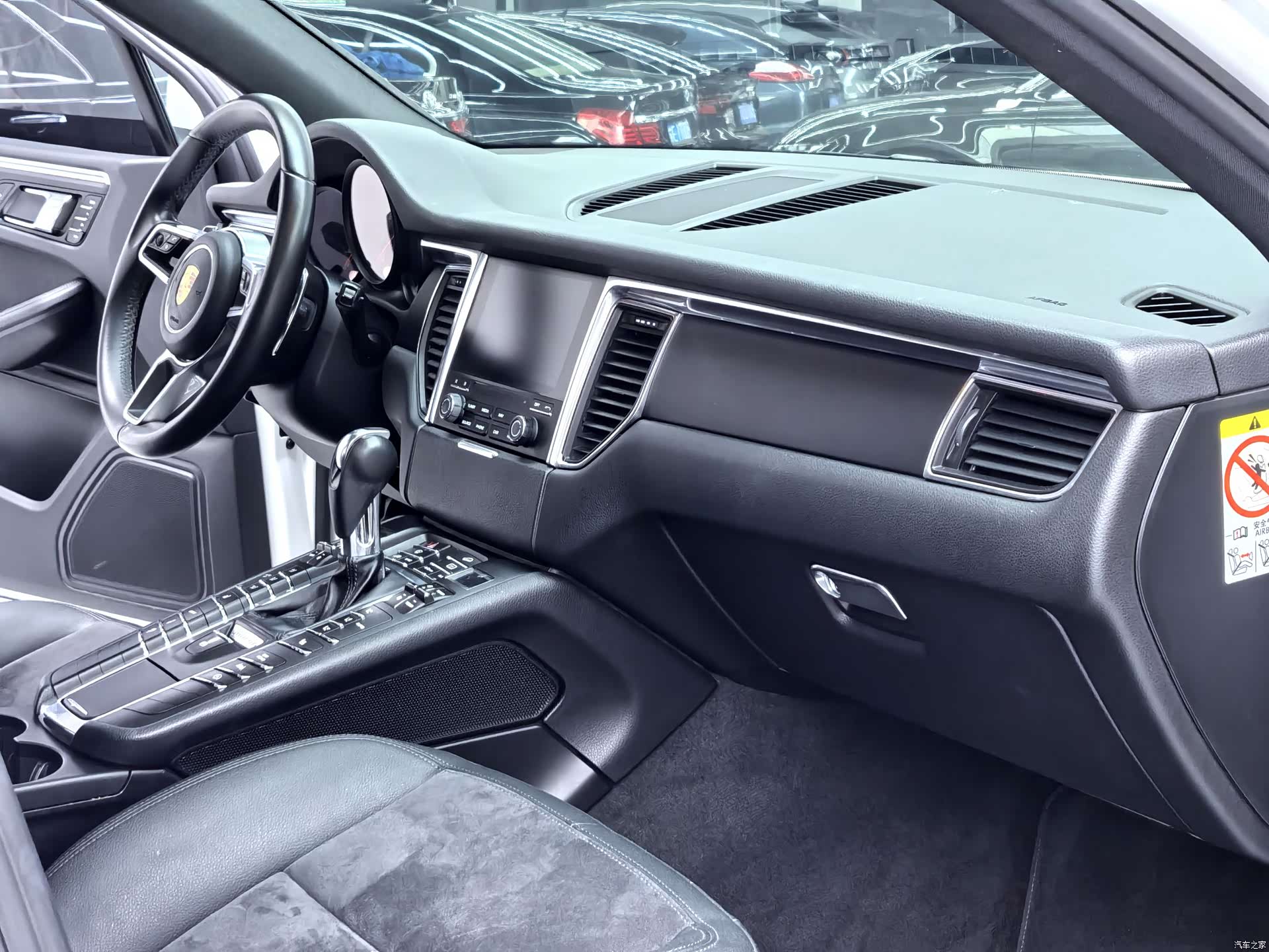 Porsche Macan, 2016 12