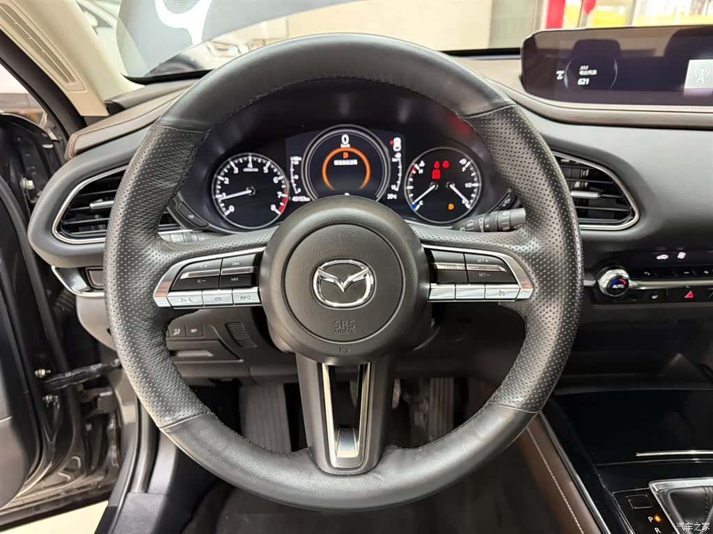Mazda CX-30, 2022 11
