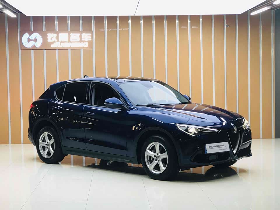 Alfa Romeo Stelvio Alfa Romeo Stelvio