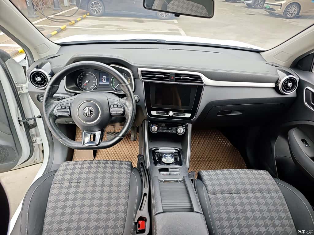 MG ZS, 2020 13