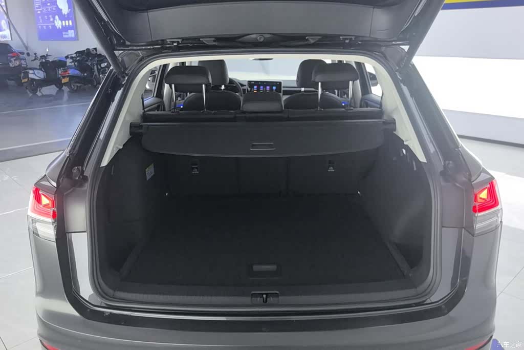 Volkswagen Tayron, 2023 4