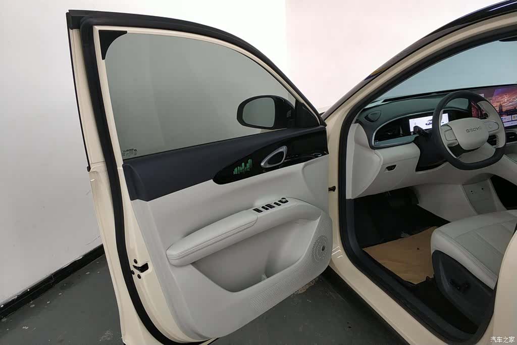 Geely Xingyuan, 2025 7
