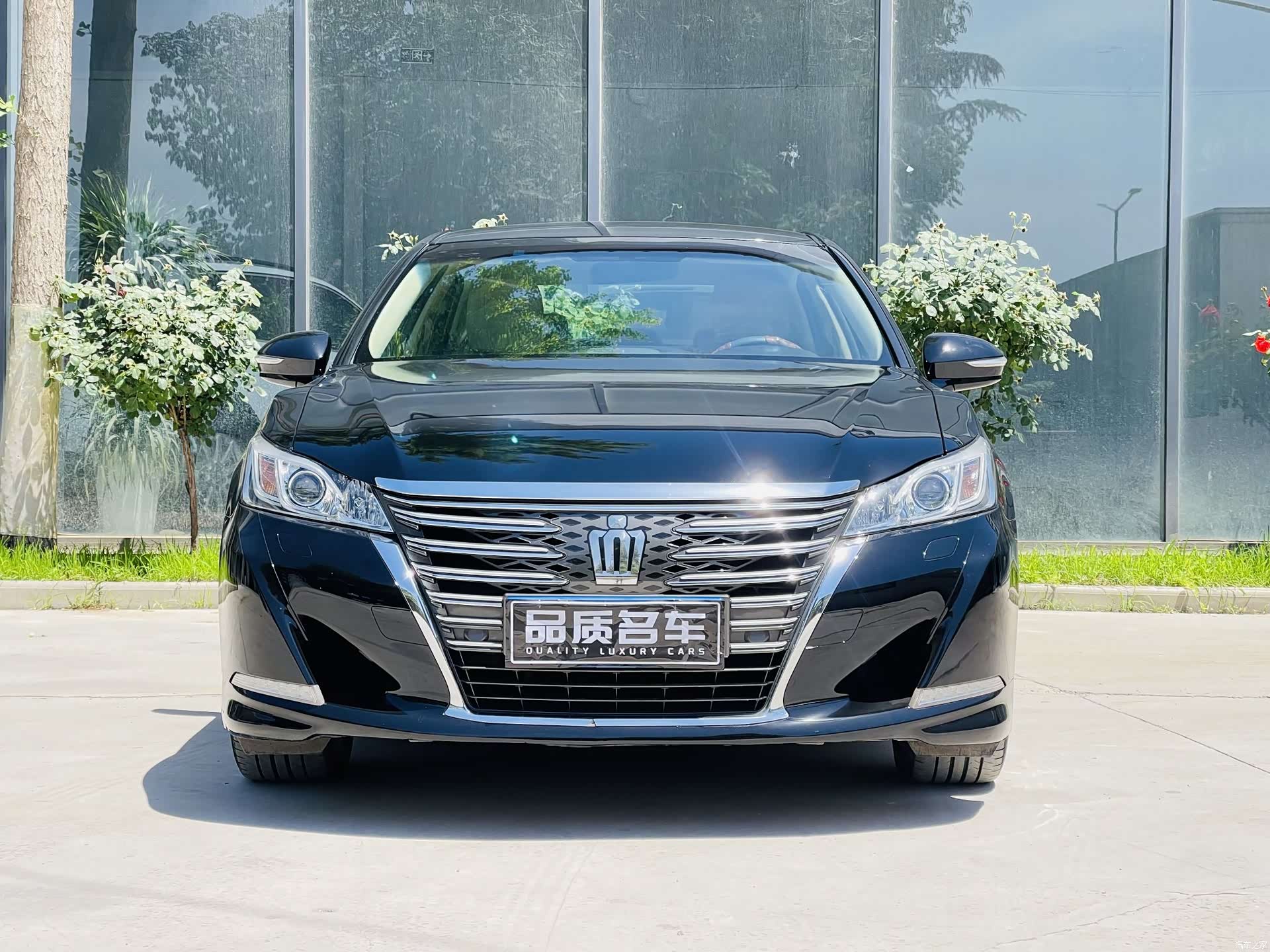 Toyota Crown, 2017 3