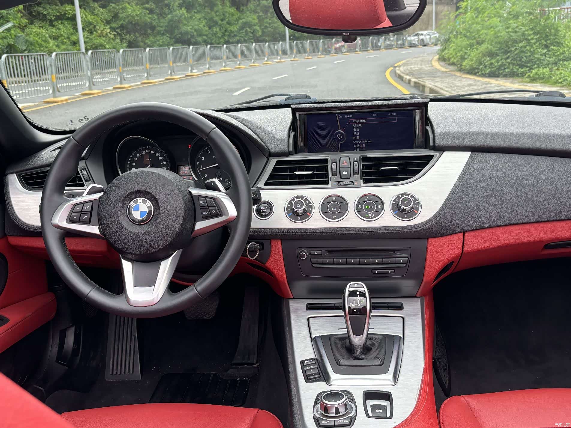 BMW Z4, 2015 11