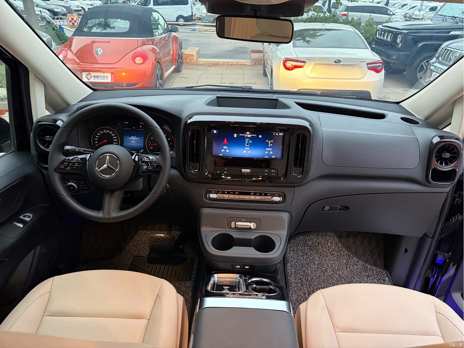 Mercedes-Benz 7, 2025 27