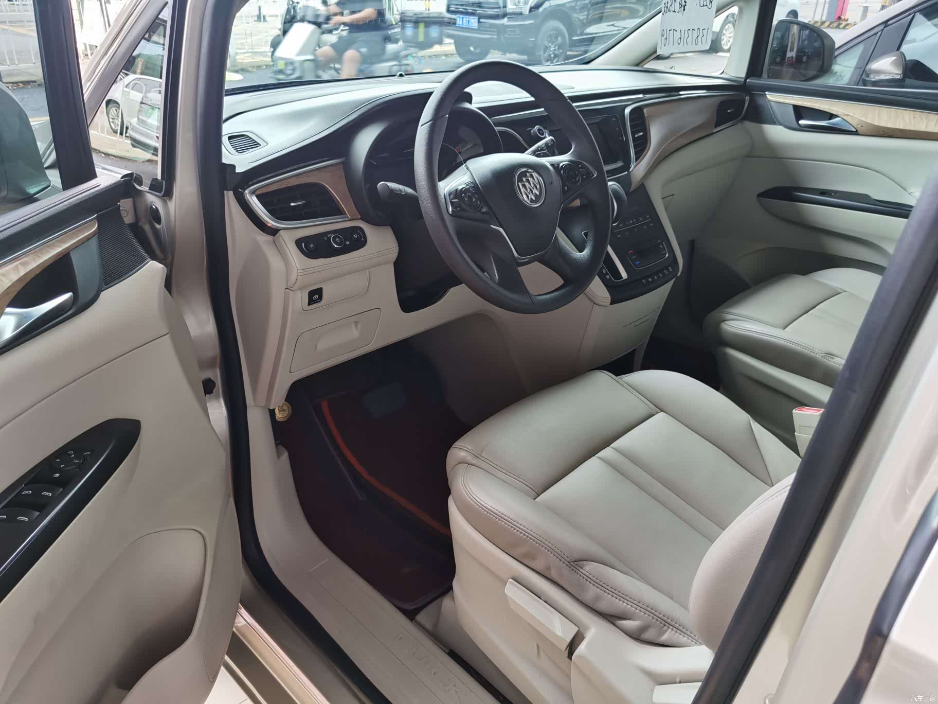 Buick GL8, 2017 11