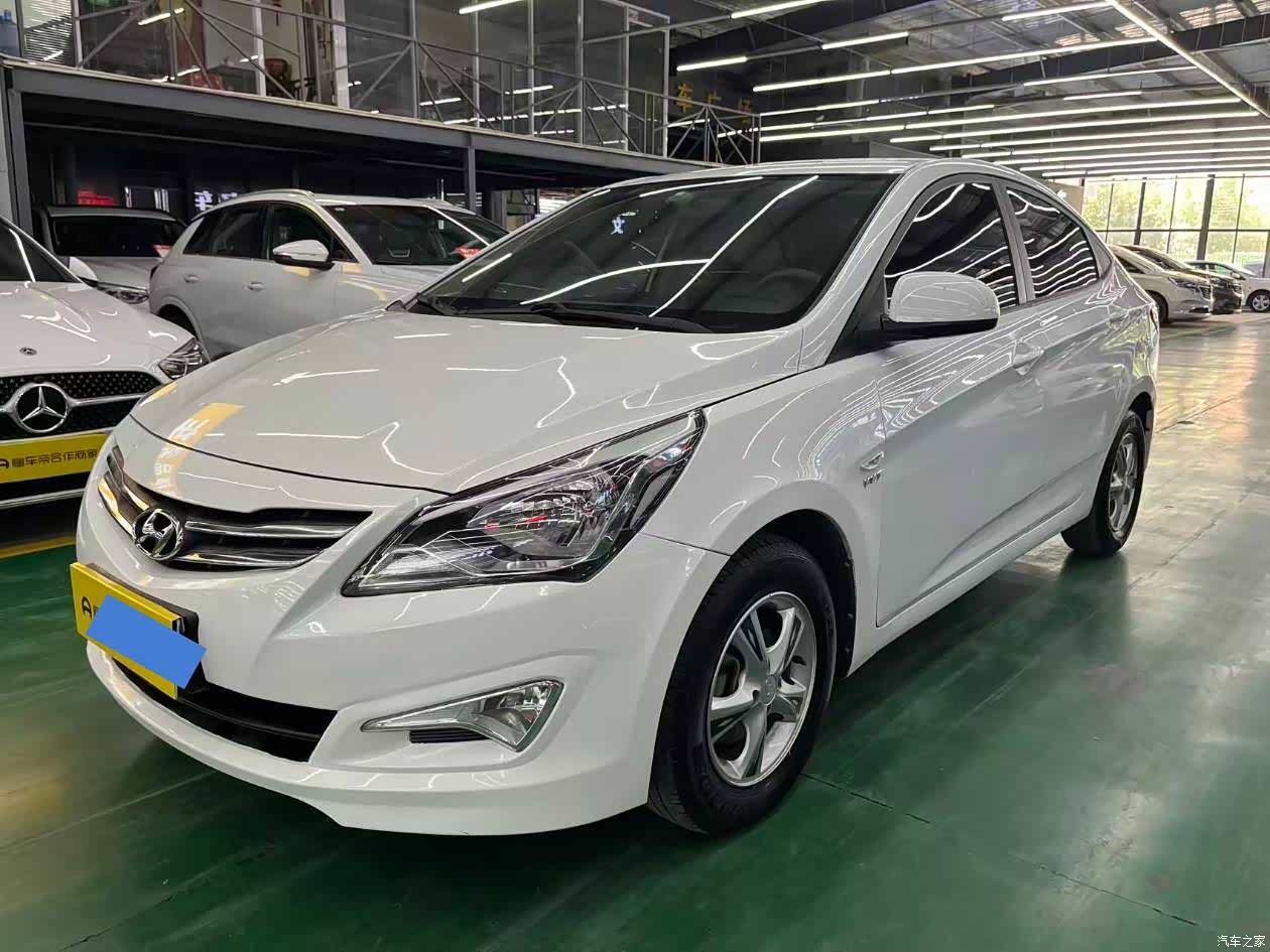 Hyundai GLS, 2015 1