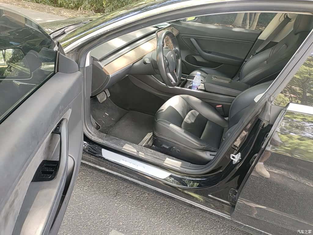 Tesla Model 3, 2019 16