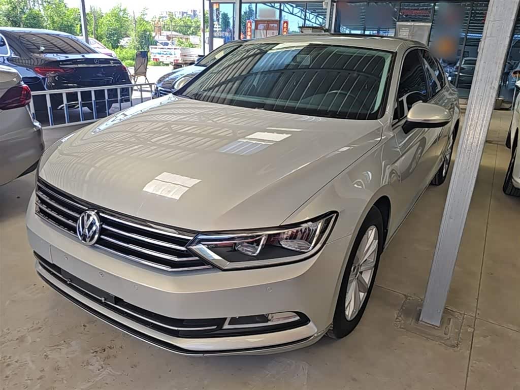 Volkswagen Magotan