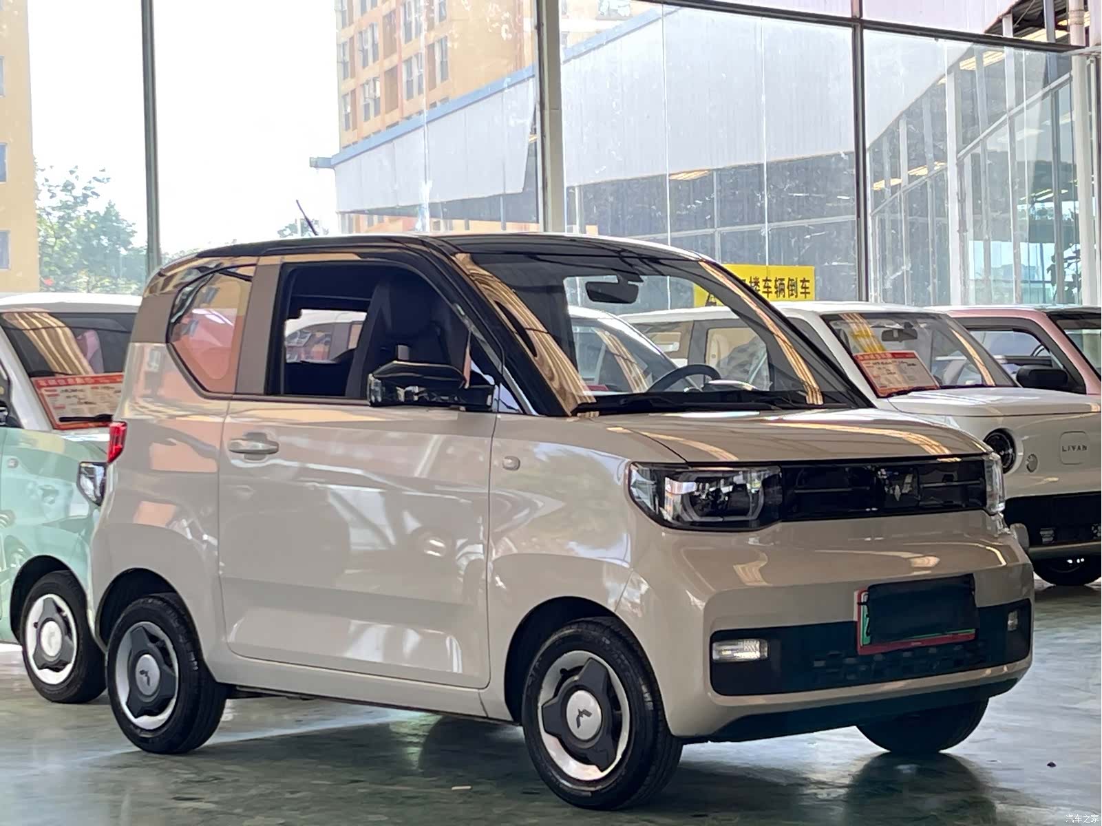 Wuling MINIEV, 2022 3