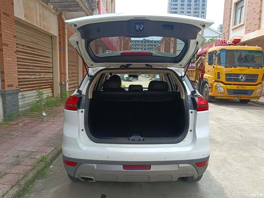 Geely Boyue, 2017 19