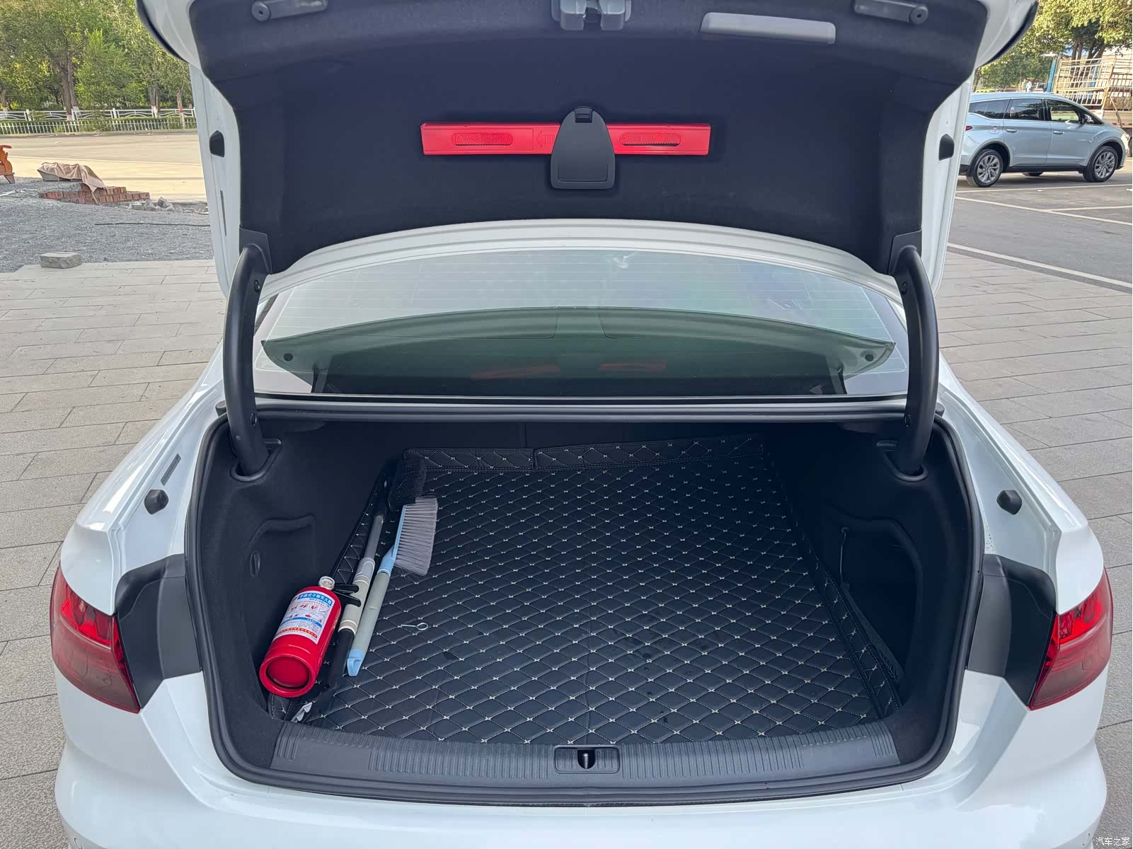 Audi A4L, 2022 14