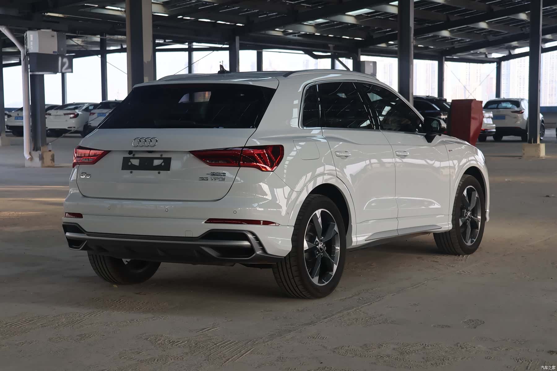 Audi Q3, 2023 все фото