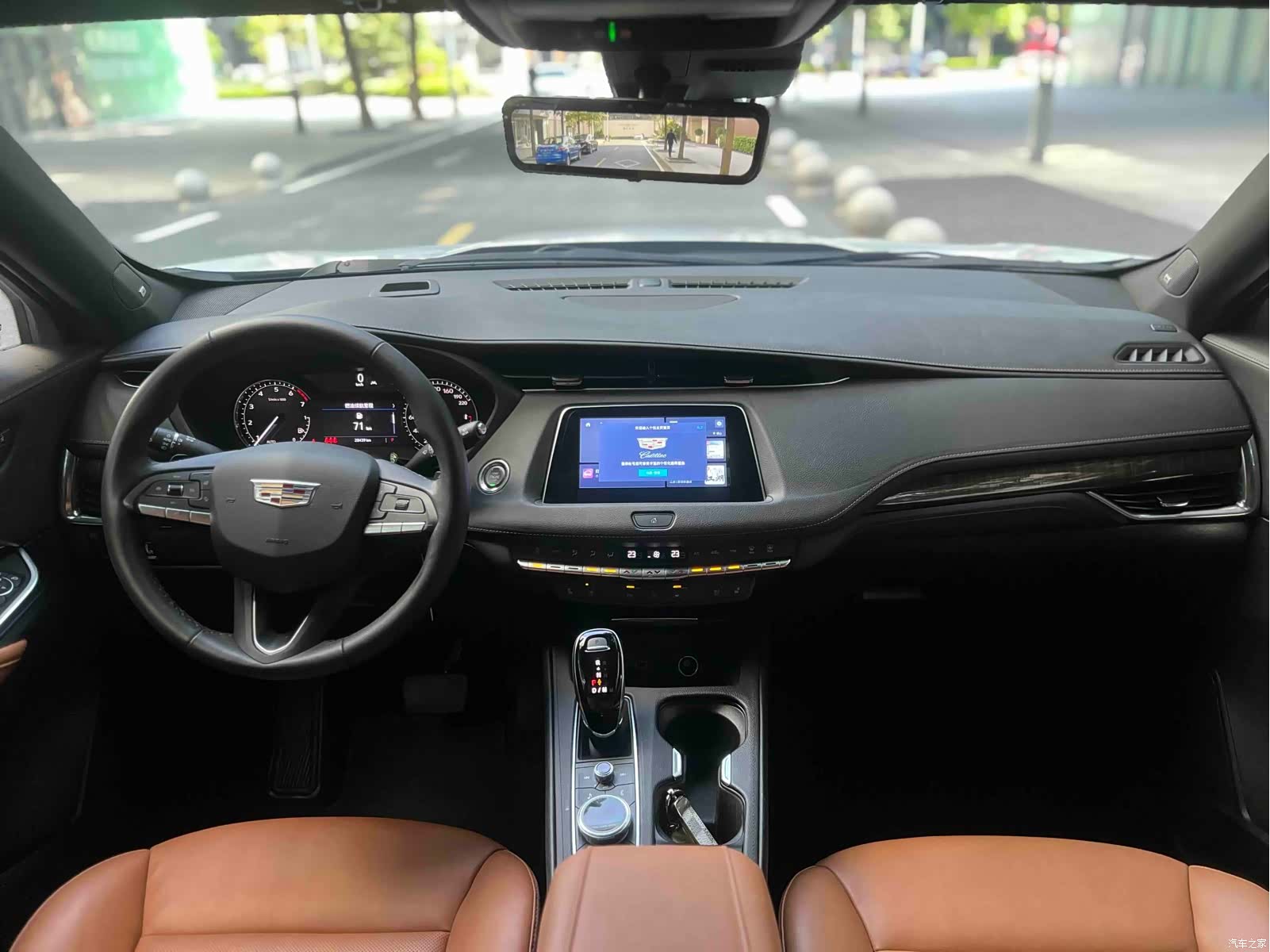 Cadillac XT4, 2023 10