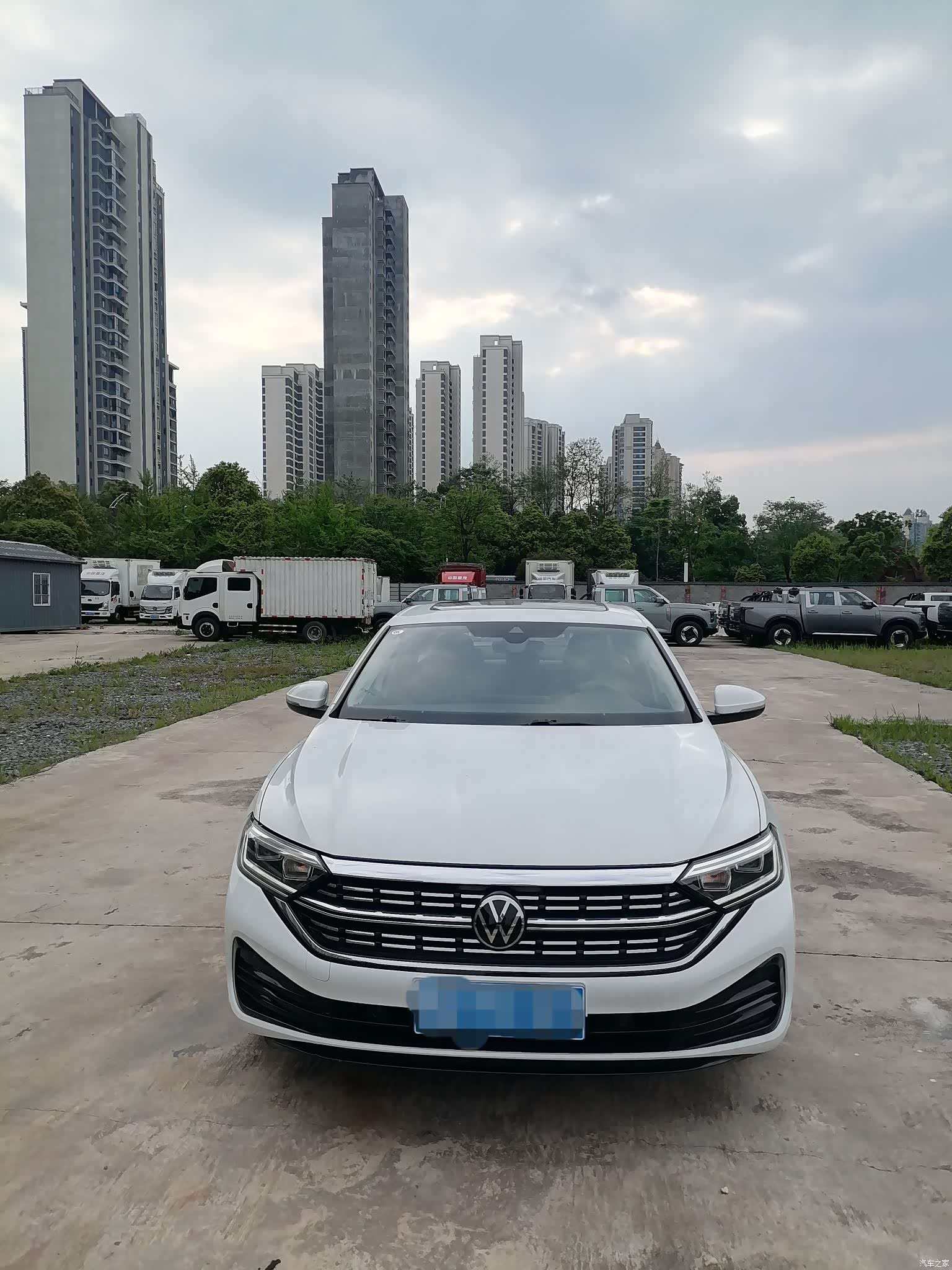 Volkswagen Sagitar, 2022 2