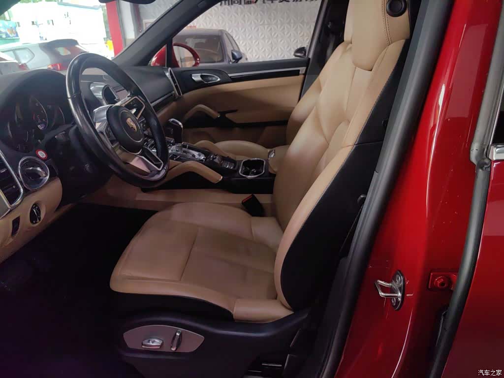 Porsche Cayenne, 2016 8