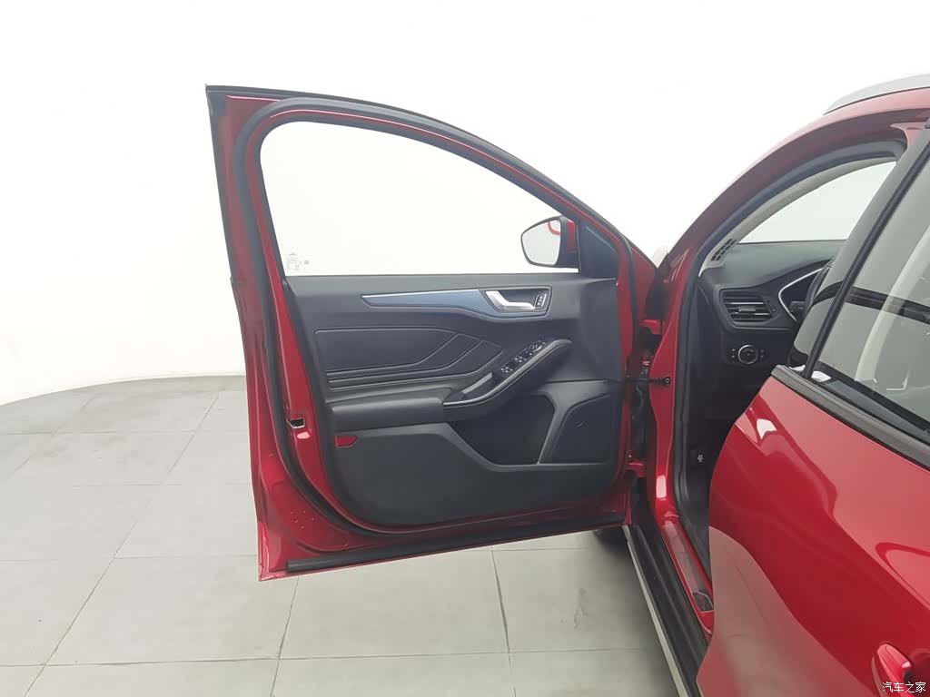 Ford Focus, 2019 8
