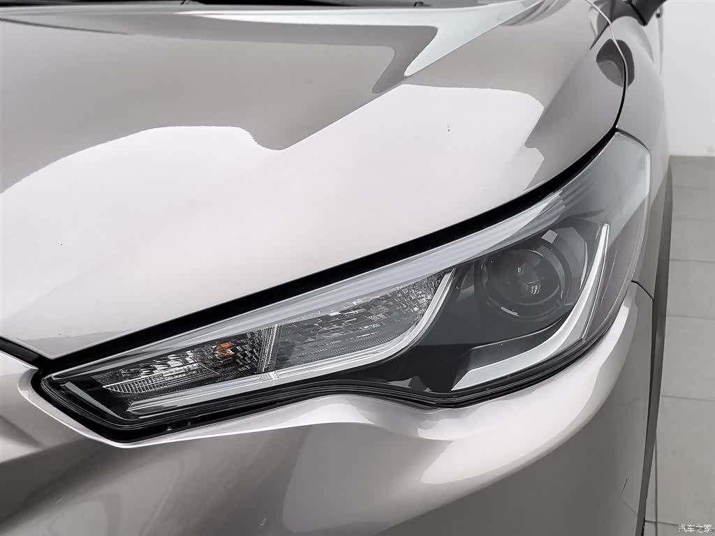 Toyota Frontlander, 2023 7