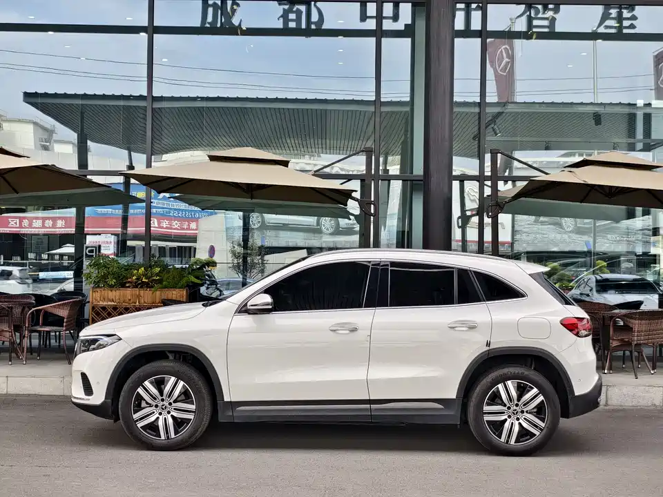 Mercedes-Benz EQA Mercedes-Benz EQA