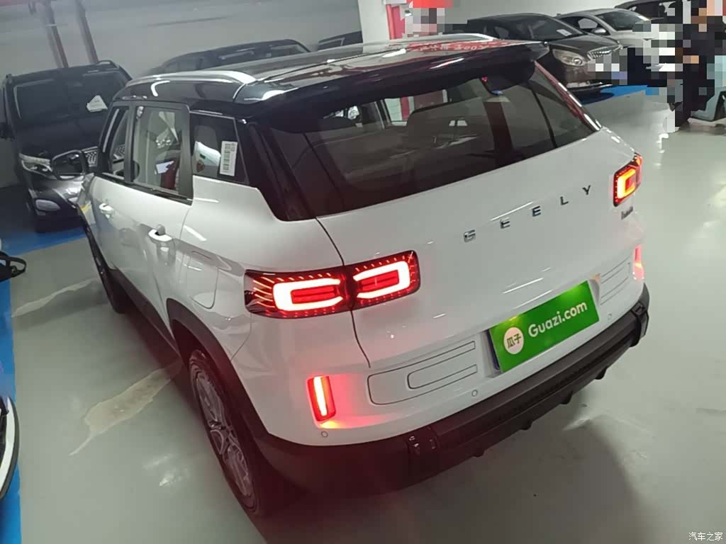 Geely Icon, 2025 23