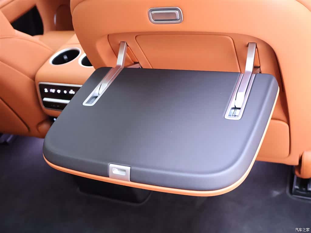 Li Auto L9, 2024 27