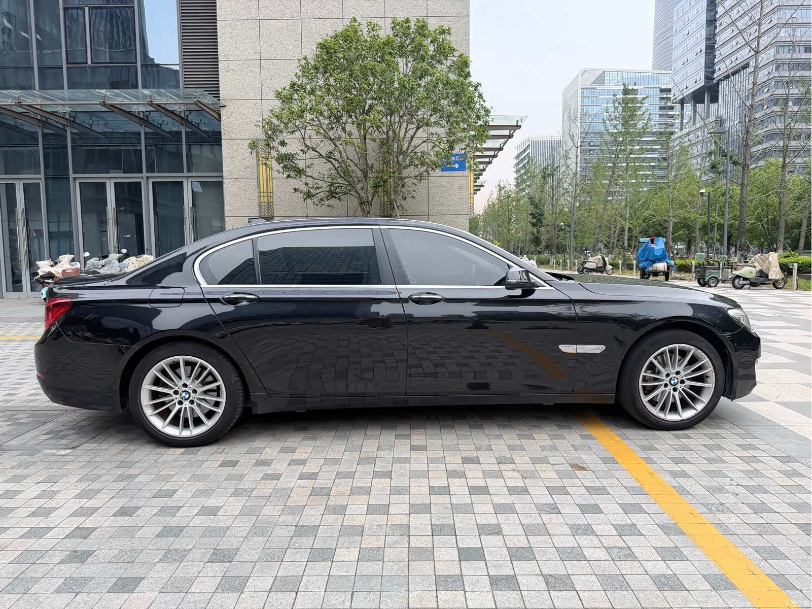 BMW 7 Series, 2015 9