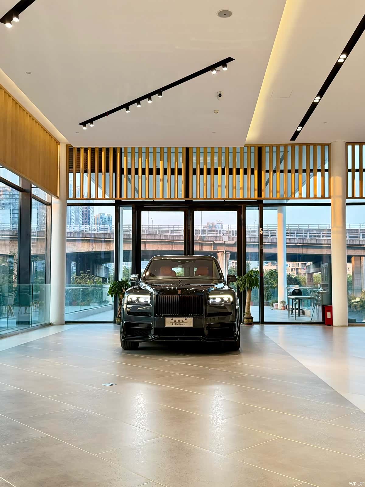 Rolls-Royce Cullinan, 2019 2