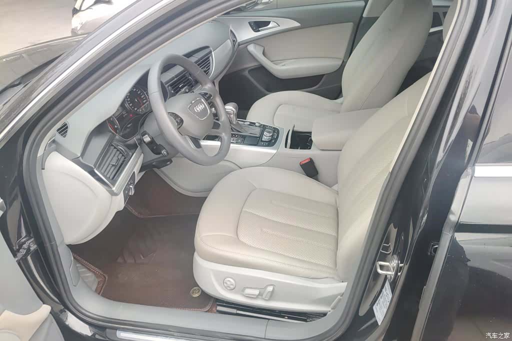 Audi A6L, 2015 9