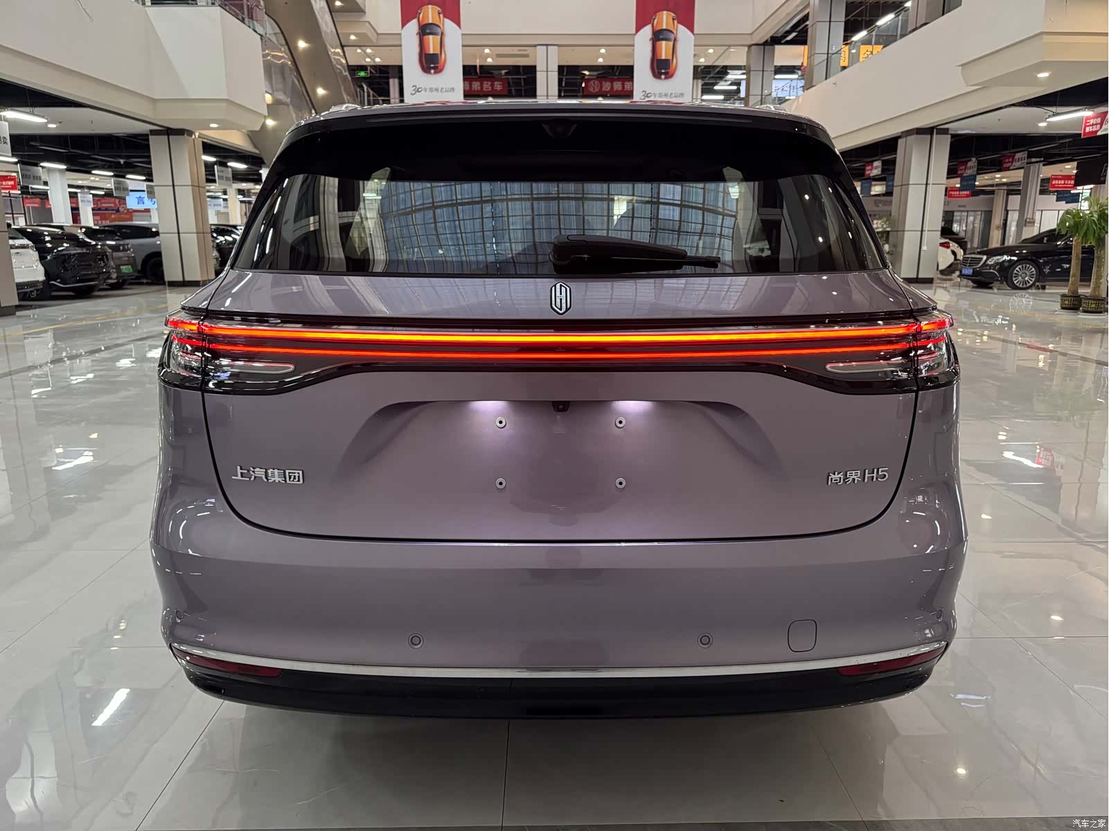 SAIC ShangJie H5, 2025 13
