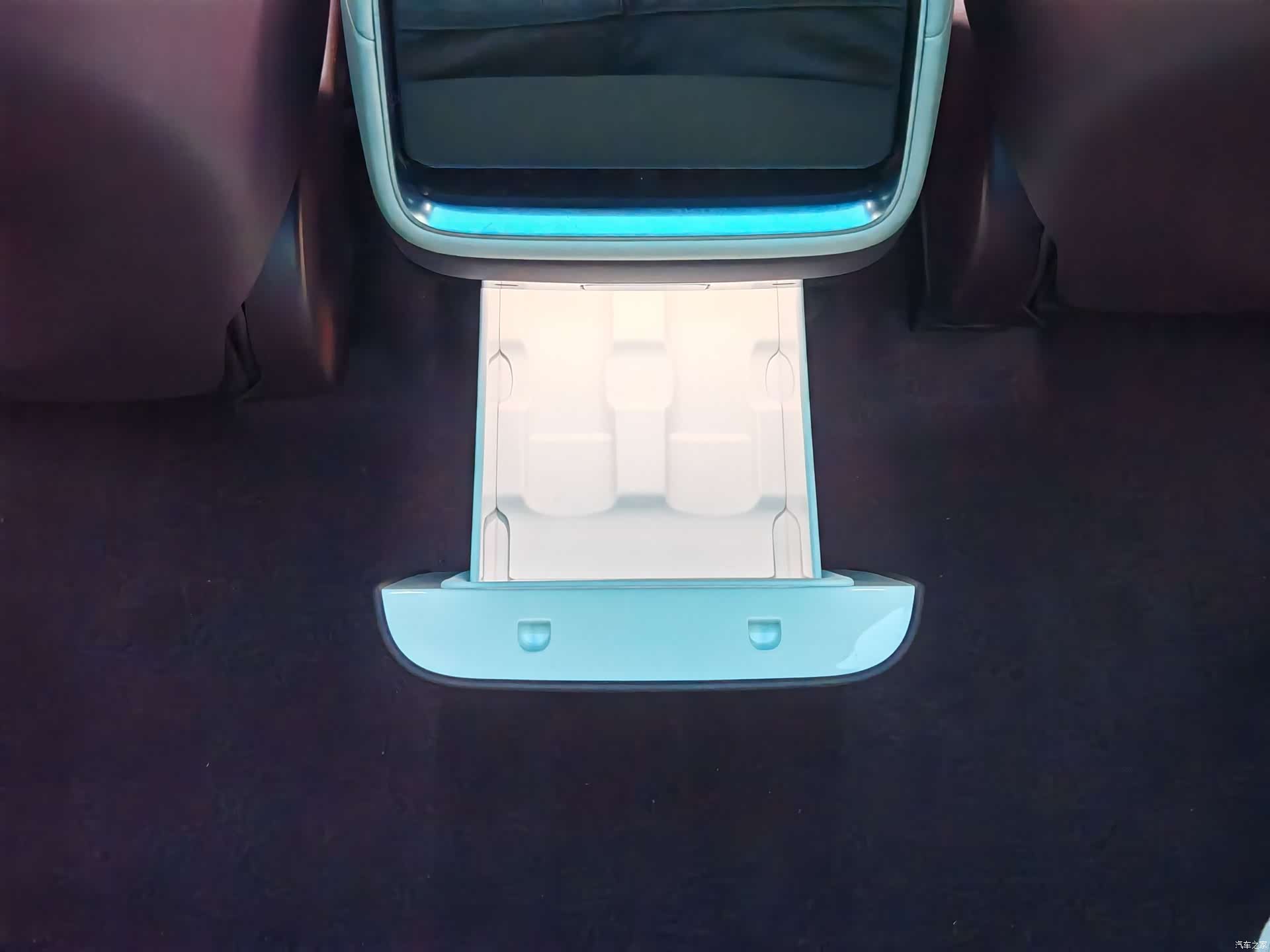 Xiaomi YU7, 2025 9
