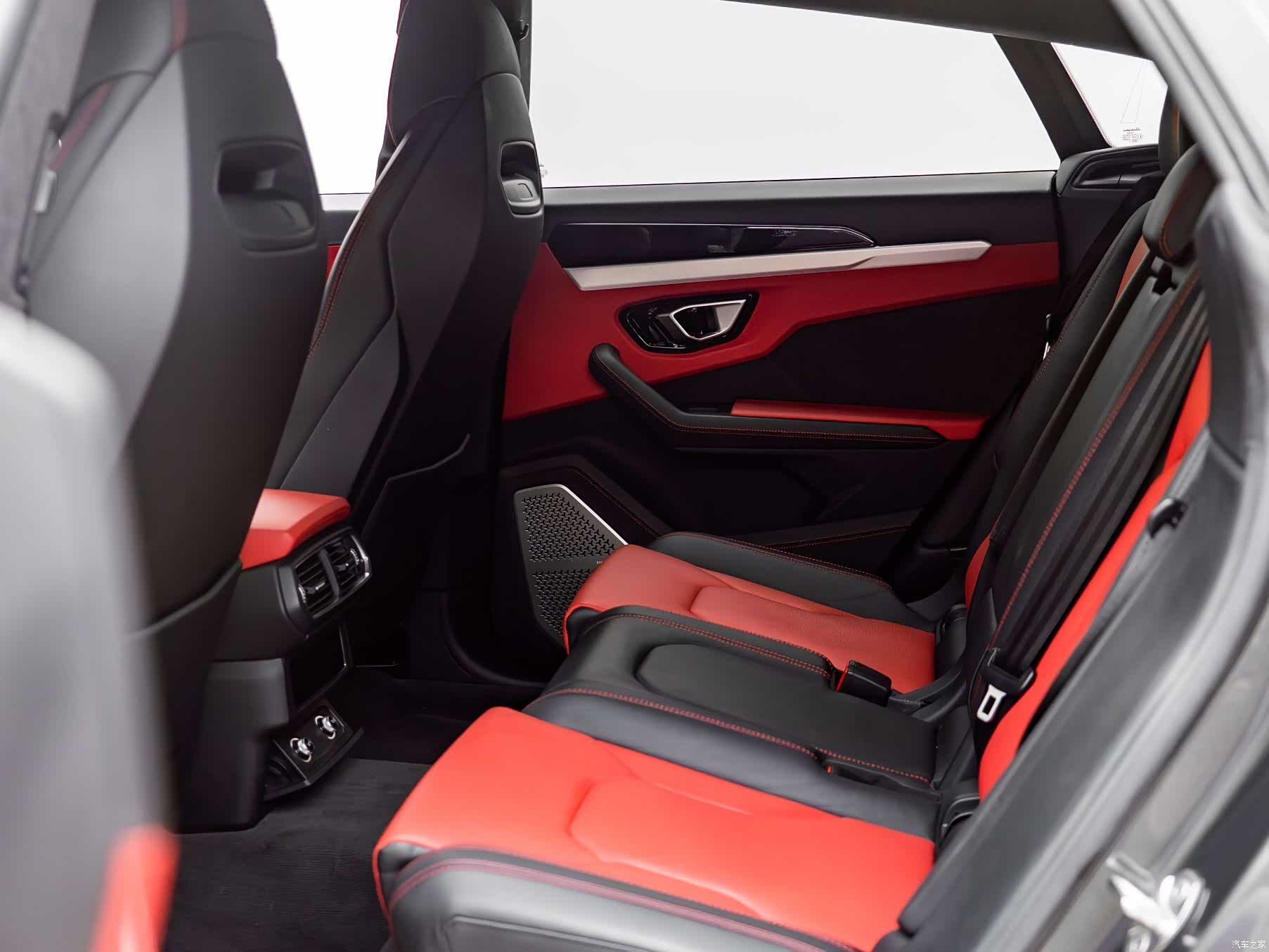 Lamborghini Urus, 2020 20