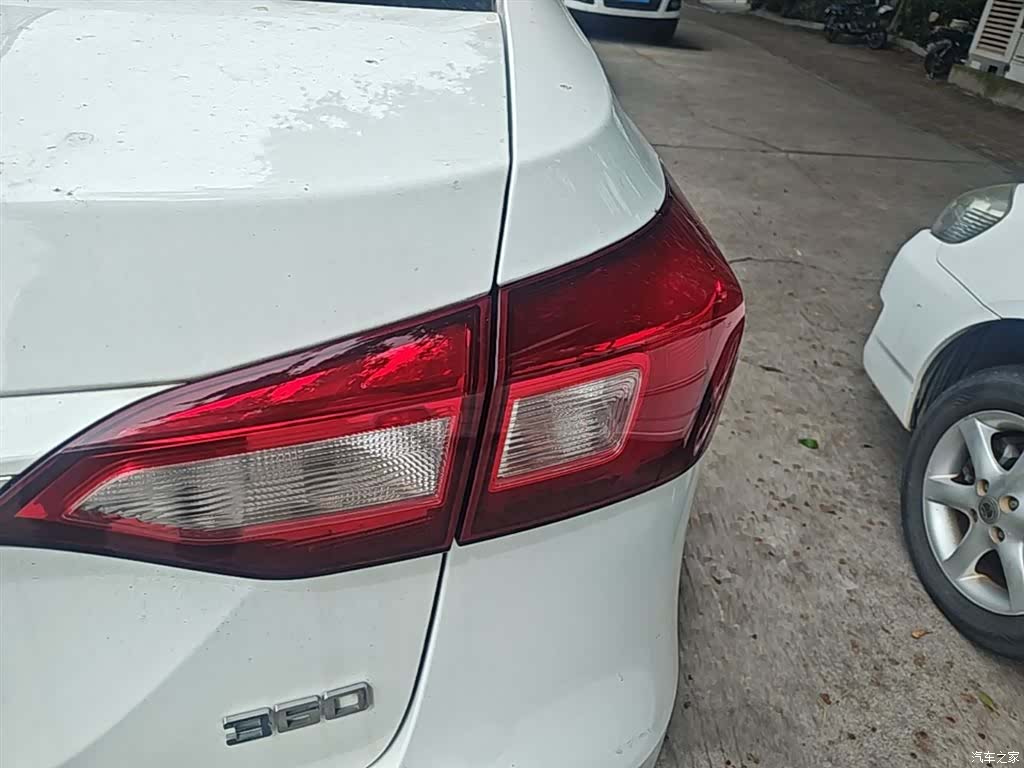 Roewe 360, 2016 8