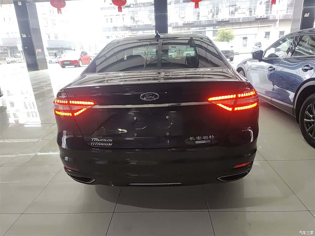 Ford Taurus, 2021 6