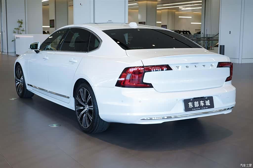 Volvo S90, 2023 10