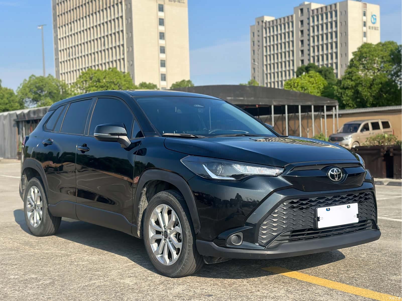 Toyota Frontlander, 2023 3