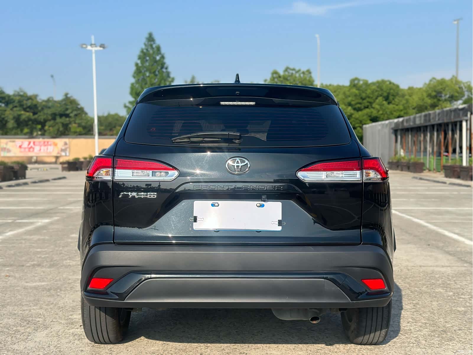 Toyota Frontlander, 2023 все фото