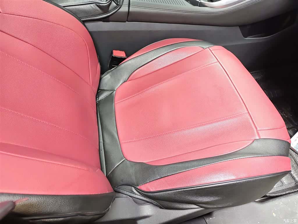 DongFeng AX7, 2021 4