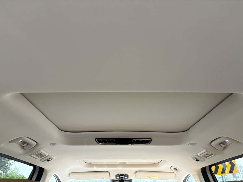 Trumpchi E8, 2024 9