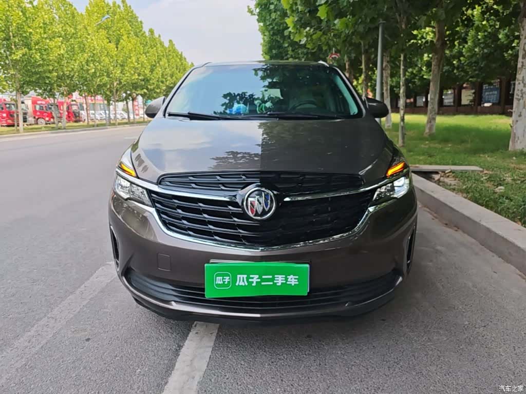 Buick GL8, 2022 3