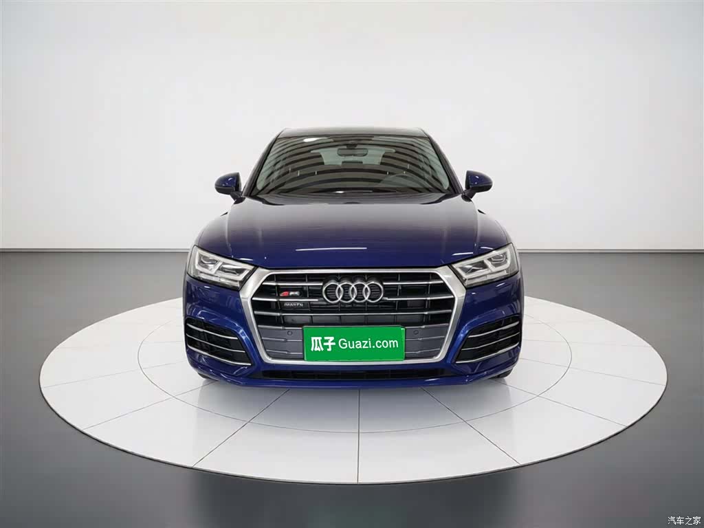 Audi Q5L, 2019 3
