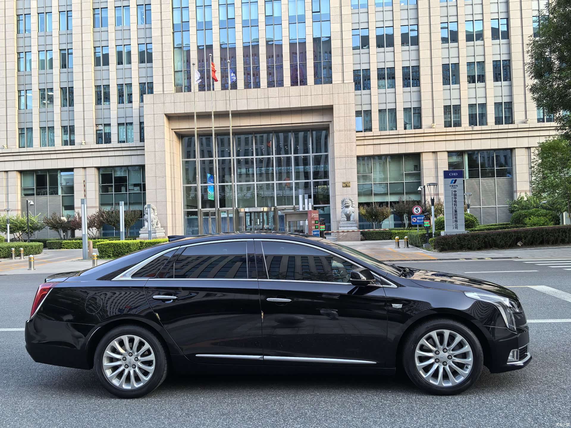 Cadillac XTS, 2019 8