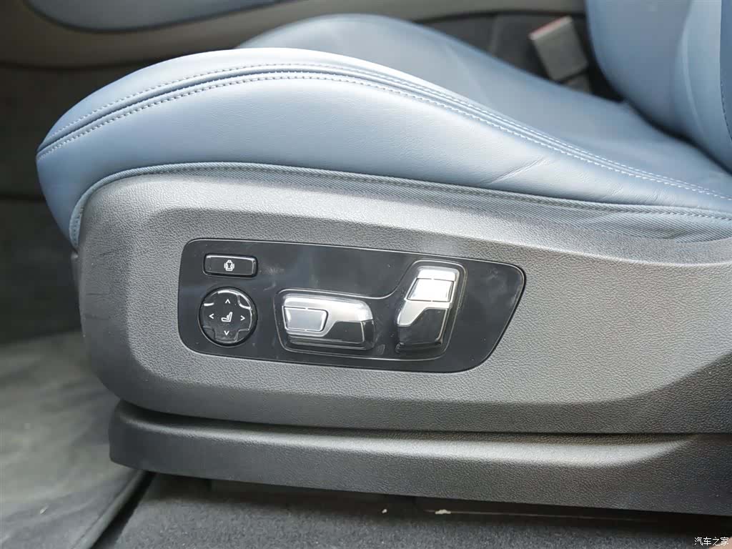 BMW XM, 2023 10